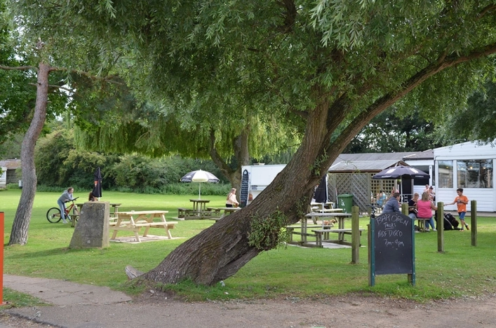 Diglea Caravan and Camping Park - zdjęcie 4