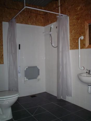 Fron Caravan & Camping Park - zdjęcie 2