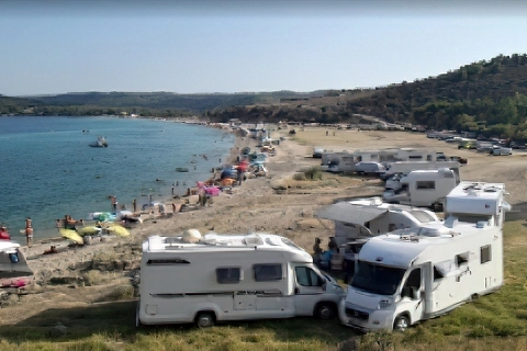 Ormos Panagias, Beach of Pirgos