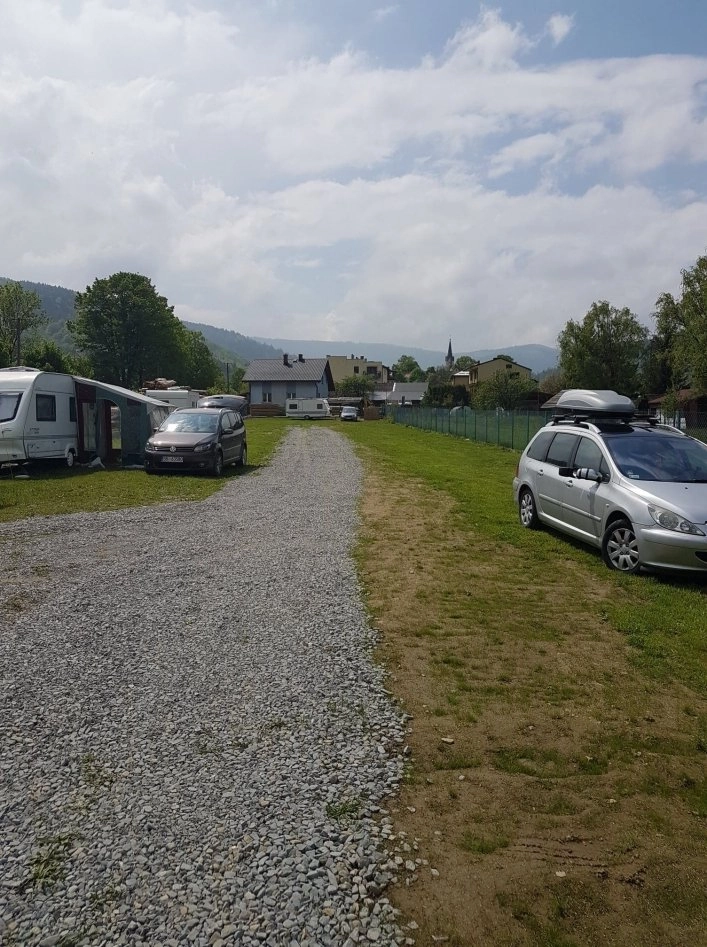 Pole Biwakowe "Rodzinne" - zdjęcie 2