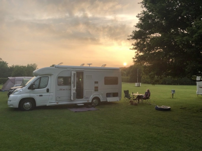 Hurley Riverside Park - zdjęcie 1