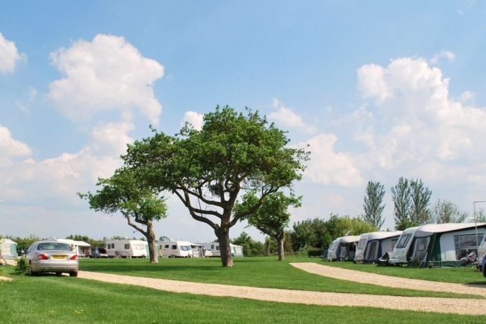 Kings Green Caravan Park - zdjęcie 2