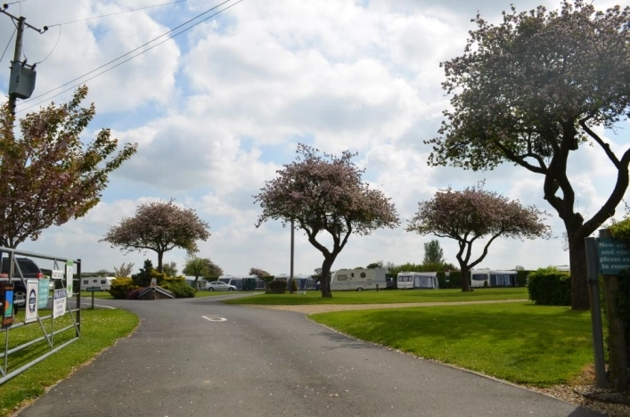 Kings Green Caravan Park - zdjęcie 1