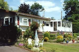 Kings Orchard Caravan Park - zdjęcie 2