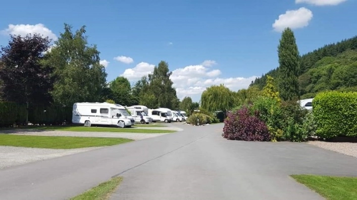 Lucksall Caravan & Camping Park - zdjęcie 3