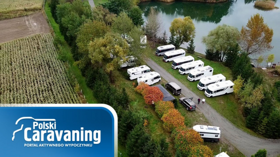 Kilkanaście nowych kamperów na jednym kempingu (polskicaravaning.pl)