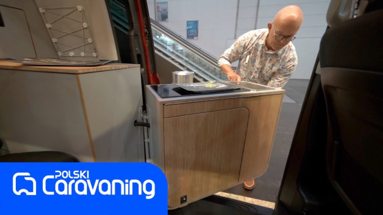 Tonke Campers czyli całkowicie elektryczny kamper z obracanym aneksem kuchennym.