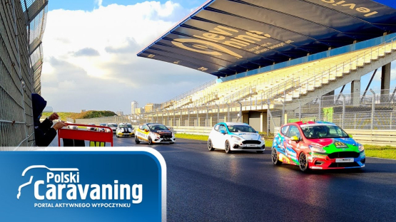 Pojechaliśmy amerykańskim kamperem na wyścig (polskicaravaning.pl)
