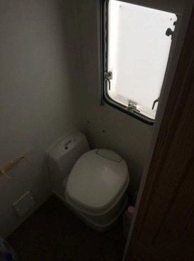                         Przyczepa kempingowa Avondale 4/5 osobowa 1999 rok - zdjęcie 2
                        