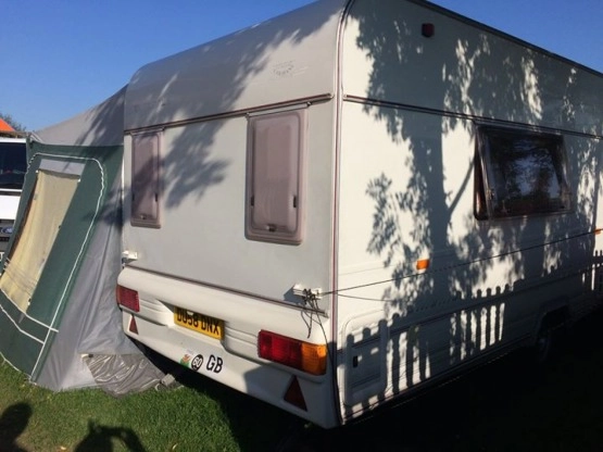                         Przyczepa kempingowa Avondale 4/5 osobowa 1999 rok - zdjęcie 5
                        