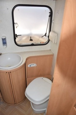                         Fiat Ducato Burstner Kempingowy Camper Kamper - zdjęcie 12
                        