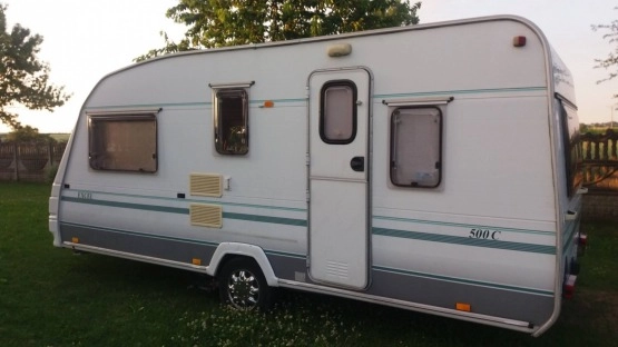                         Przyczepa kempingowa Marki Sterling, Model Sprite Excel 500L, NA 5 OSÓB! - zdjęcie 13
                        