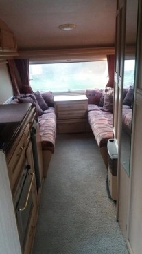                         Przyczepa kempingowa Marki Sterling, Model Sprite Excel 500L, NA 5 OSÓB! - zdjęcie 16
                        