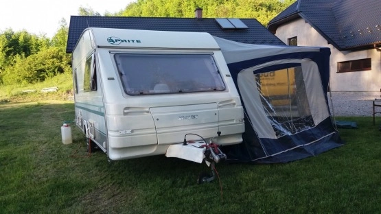                         Przyczepa kempingowa Marki Sterling, Model Sprite Excel 500L, NA 5 OSÓB! - zdjęcie 17
                        