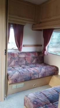                         Przyczepa kempingowa Marki Sterling, Model Sprite Excel 500L, NA 5 OSÓB! - zdjęcie 2
                        