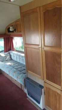                         Przyczepa kempingowa Marki AWARD Daystar - zdjęcie 12
                        