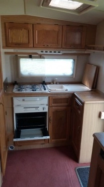                         Przyczepa kempingowa Marki AWARD Daystar - zdjęcie 13
                        