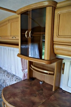                         Tabbert Comtensse 540 - zdjęcie 9
                        