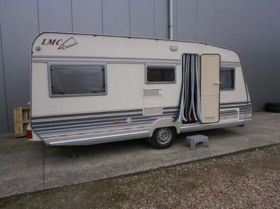                         Przyczepa wysokiej jakości LMC Luxus 530K1 - zdjęcie 26
                        