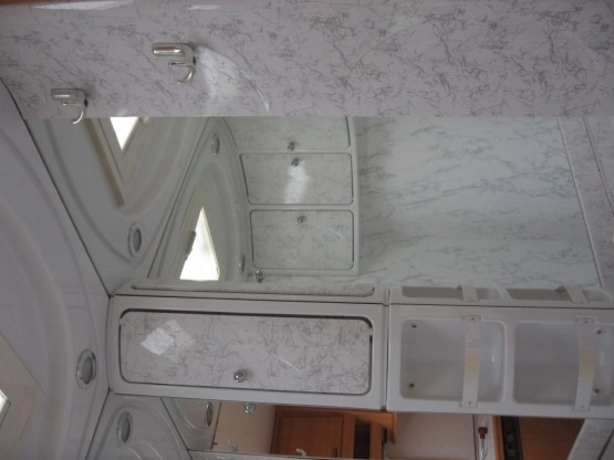                         Przyczepa wysokiej jakości LMC Luxus 530K1 - zdjęcie 2
                        