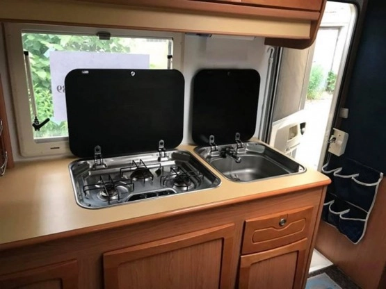                         Kamper na Fiacie Ducato 2.8, 140KM - zdjęcie 1
                        