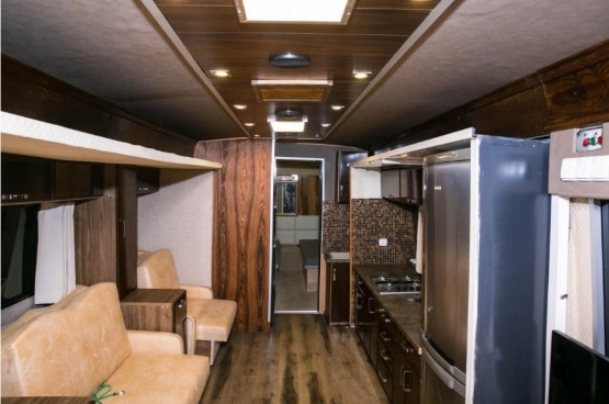                         Kamper camper z autobusu Bova motorhome - zdjęcie 3
                        