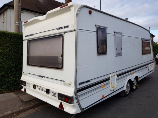                         Przyczepa kempingowa SWIFT Conqueror 550 Lux, 5-6 osobowa - zdjęcie 8
                        