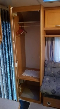                         Przyczepa campingowa Knaus Azur - zdjęcie 12
                        