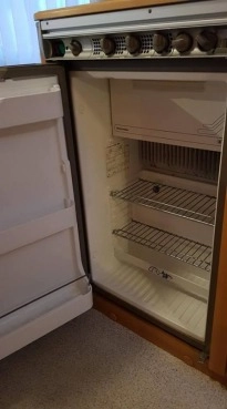                         Przyczepa campingowa Knaus Azur - zdjęcie 14
                        