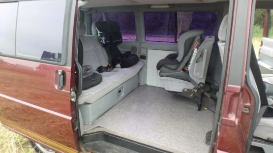                         VW T4 Eurovan MV Multivan 1993 Soft kamper van - zdjęcie 2
                        