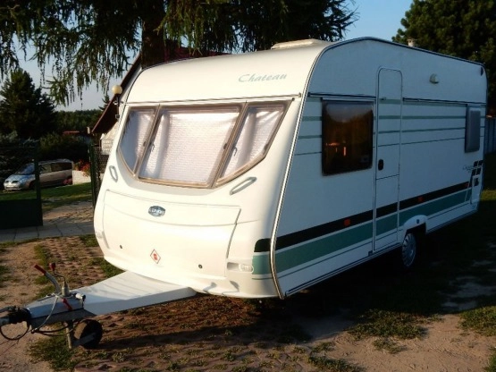                         Lunar CHATEAU 2005r., 4-5 osób, duży przedsionek + duże łóżko małżeńskie - zdjęcie 20
                        