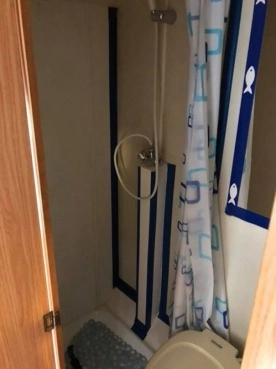                         Camper Ford Transit 2.0 benzyna + gaz - zdjęcie 2
                        