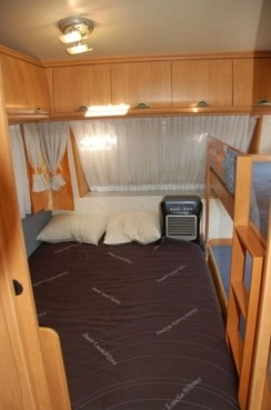                         Hobby DMC 1400 piętrowa, wszystko sprawne, gotowa do jazdy - zdjęcie 6
                        