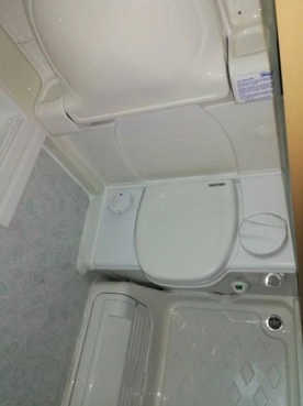                          Przyczepa kempingowa Abi Dalesman 4 osobowa z przedsionkiem 1996 - zdjęcie 2
                        