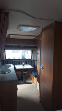                         Przyczepa Dethleffs Camper lifestyle 2008 r. Klima, bezwypadkowa, Motylek - zdjęcie 3
                        