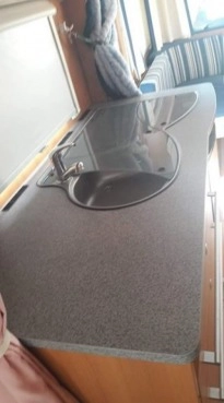                         Przyczepa Dethleffs Camper lifestyle 2008 r. Klima, bezwypadkowa, Motylek - zdjęcie 8
                        