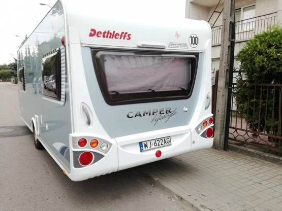                         Przyczepa Dethleffs Camper lifestyle 2008 r. Klima, bezwypadkowa, Motylek - zdjęcie 9
                        