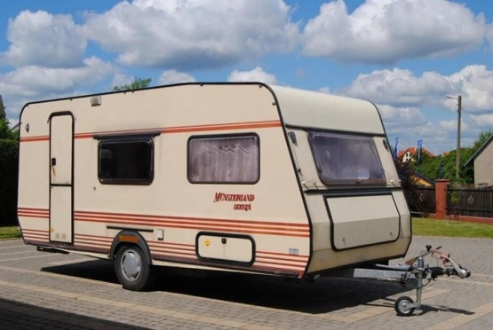                         LMC Zarejestrowana! 5 osobowa z łazienką! Łóżko piętrowe! Ogrzewanie! - zdjęcie 1
                        