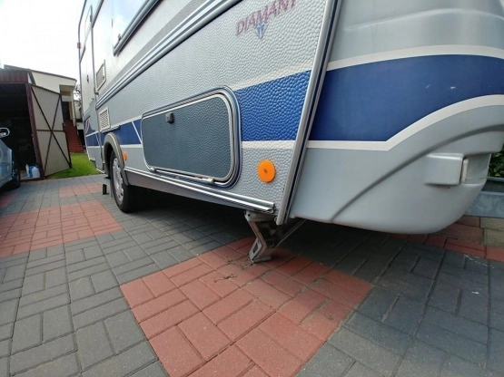                         Fendt Diamant 410 - zdjęcie 2
                        