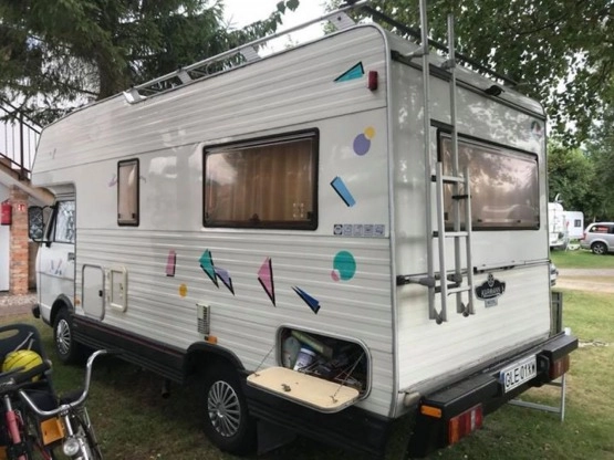                         Rozważam sprzedaż kampera VW LT31 w zabudowie KARMANN - zdjęcie 4
                        