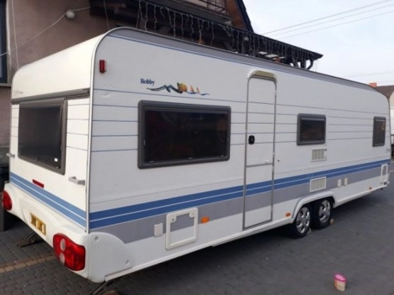                         Kemping Hobby Prestige 650 5-6 os. - zdjęcie 1
                        