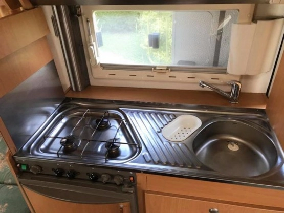                         Przyczepa Chateau - zdjęcie 4
                        