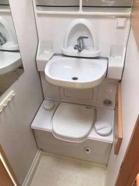                         Przyczepa Chateau - zdjęcie 8
                        