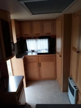                         Przyczepa Hobby Exclusive 400. Bardzo dobry stan! - zdjęcie 5
                        