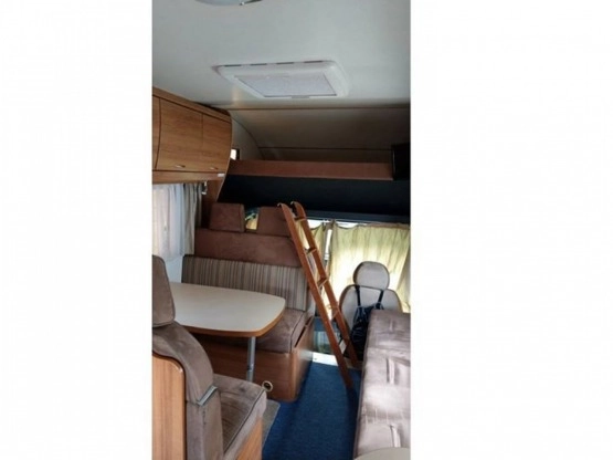                         Kamper EuraMobil 2011 - zdjęcie 7
                        