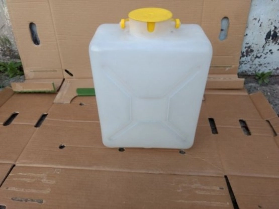                         Zbiornik na wodę czystą 15 L, przyczepa, kamper - zdjęcie 4
                        