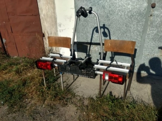                         Bagażnik na hak Uebler primavelo pro, uchylany - zdjęcie 8
                        