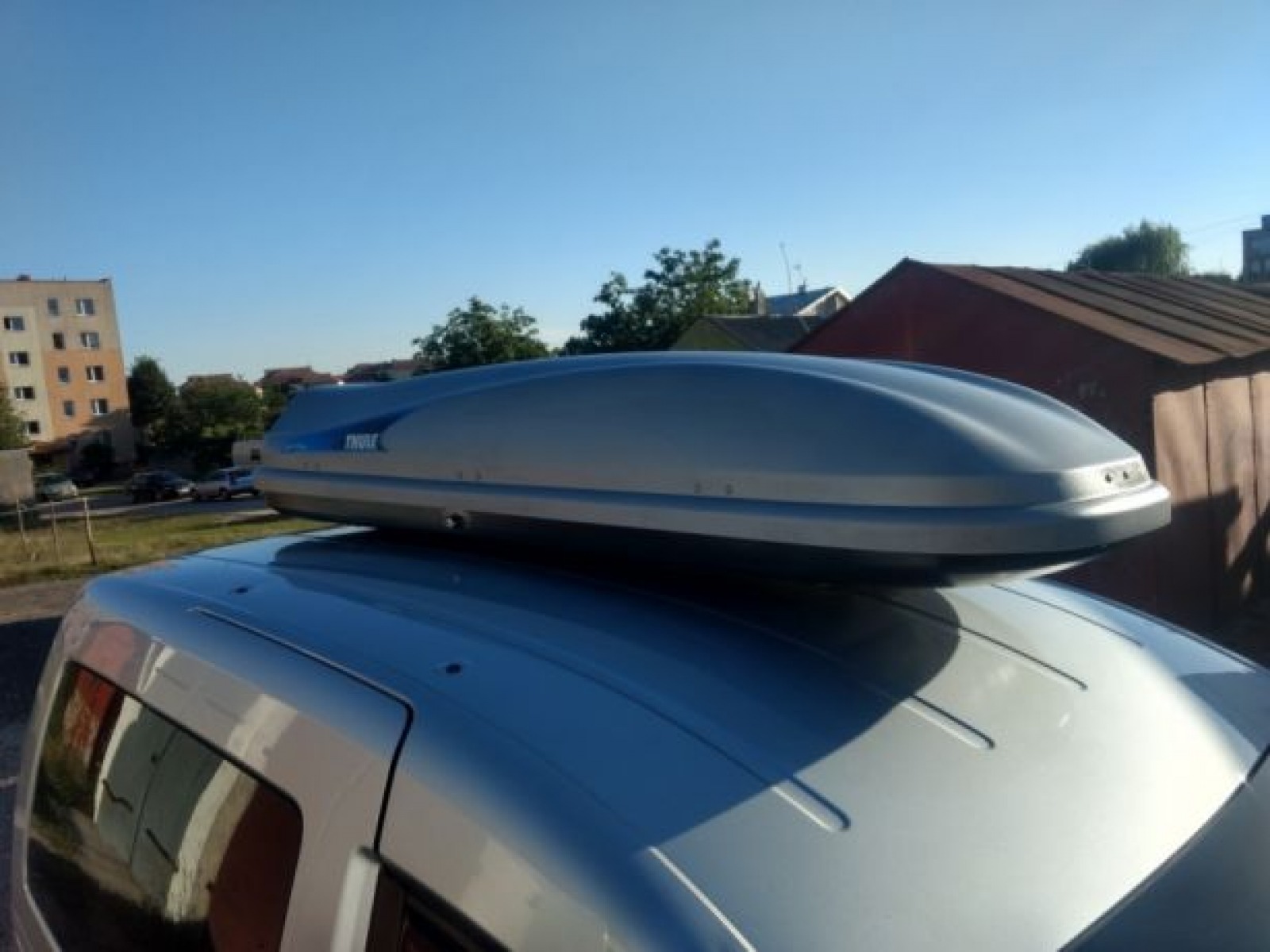 Bagażnik, boks dachowy Thule Evolution 700, 470 L, dwustronny