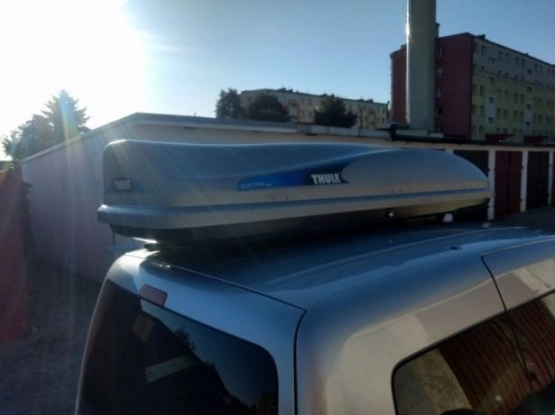                         Bagażnik, boks dachowy Thule Evolution 700, 470 L, dwustronny - zdjęcie 6
                        