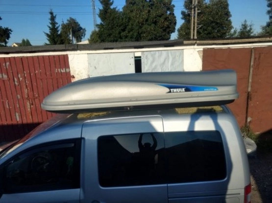                         Bagażnik, boks dachowy Thule Evolution 700, 470 L, dwustronny - zdjęcie 7
                        